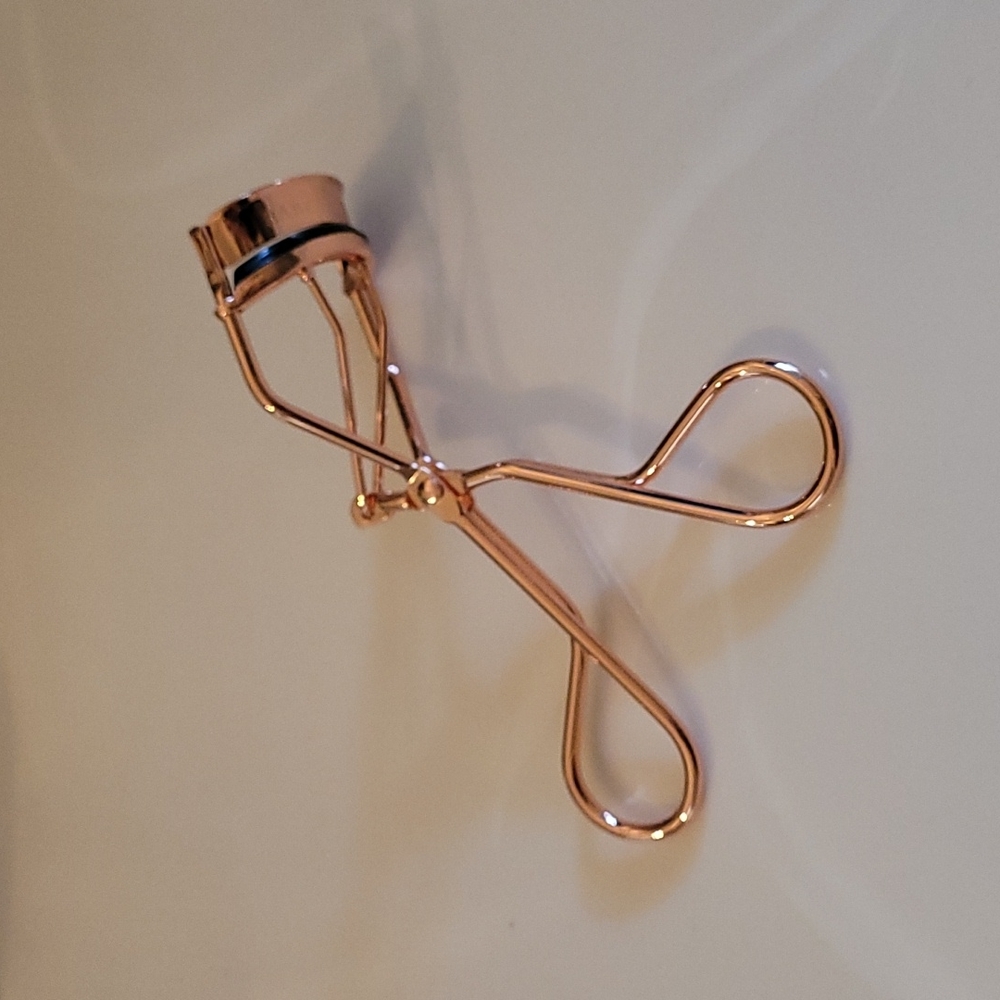 Bare Lash eyelash curler - NEW